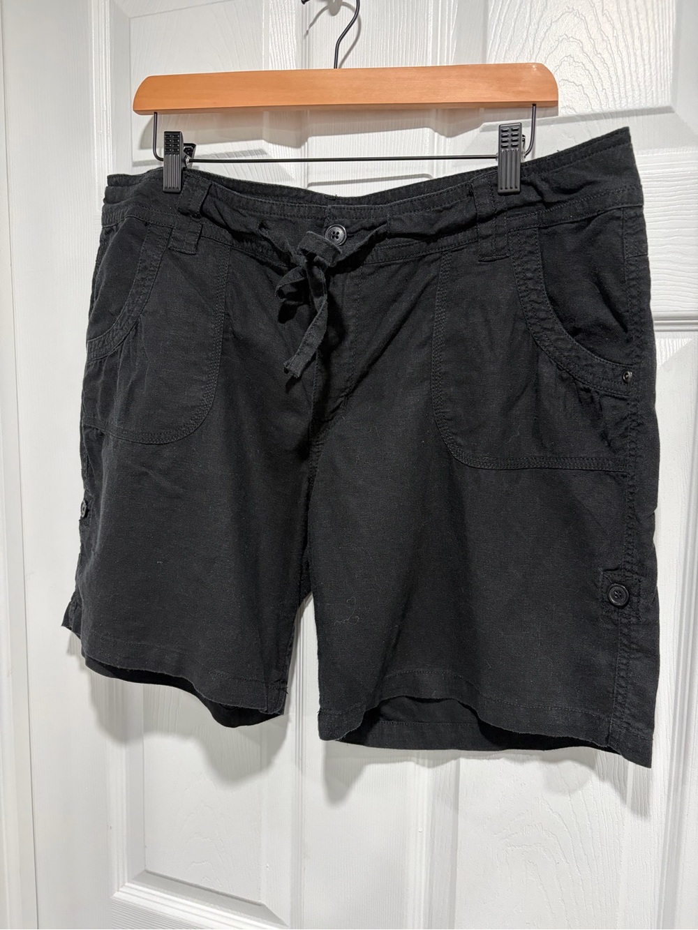 Lady Hathaway Black Drawstring Casual Shorts Adjustable Length Tabs - Picture 2 of 7